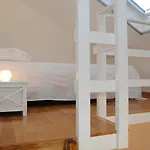 فيلة Direct Seafront بيبينيا