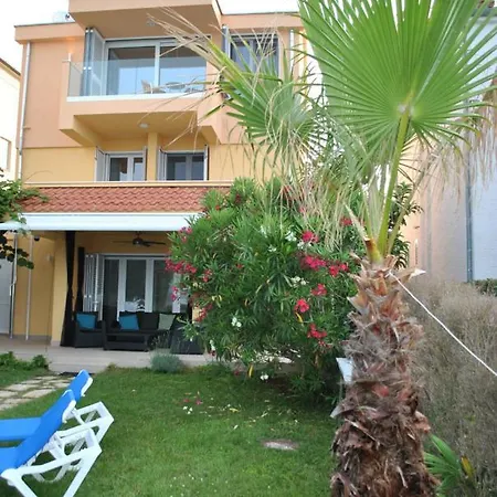 Direct Seafront * Bibinje