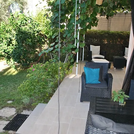 Direct Seafront Villa Bibinje