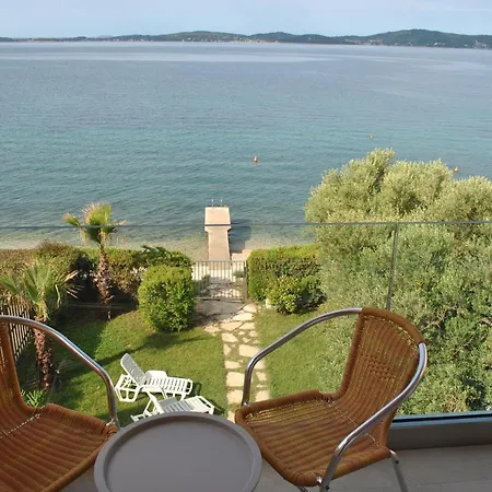 Villa Direct Seafront Bibinje
