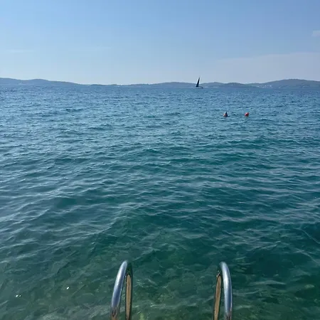 Direct Seafront Willa Bibinje